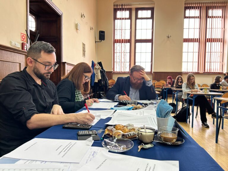 21.03.2024-XVI Powiatowy Konkurs z Literatury Fantasy — zdjęcie 15