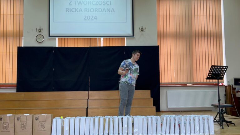 21.03.2024-XVI Powiatowy Konkurs z Literatury Fantasy — zdjęcie 41