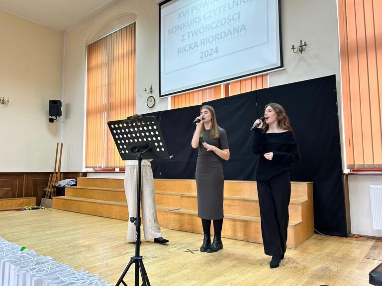 21.03.2024-XVI Powiatowy Konkurs z Literatury Fantasy — zdjęcie 55