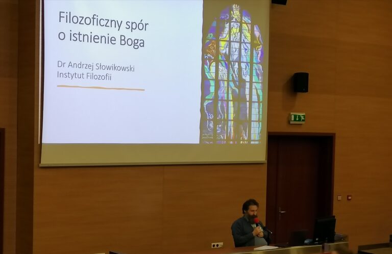 12.12.2024-KLASY 3B I 3C NA CZWARTKACH Z HUMANISTYKĄ — zdjęcie 7