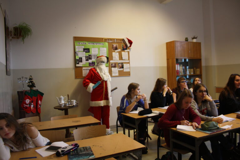 15.12.2017-Konkurs na świąteczny wystrój klas — zdjęcie 13