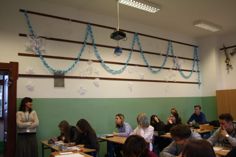 15.12.2017-Konkurs na świąteczny wystrój klas — zdjęcie 29