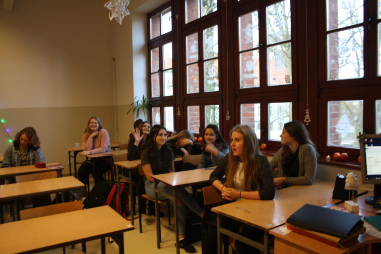 15.12.2017-Konkurs na świąteczny wystrój klas — zdjęcie 52
