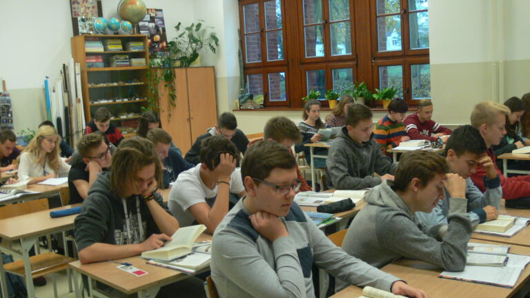 01-31.10.2016-Międzynarodowy Miesiąc Bibliotek Szkolnych — zdjęcie 38