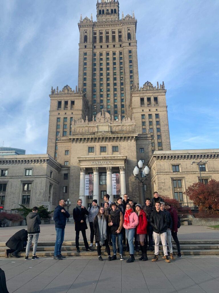 28.11.2019-Wycieczka kl. 2A do Warszawy — zdjęcie 2