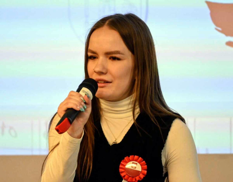 29.04.2024-Festiwal Pieśni Patriotycznej "Nasza Biało - Czerwona" — zdjęcie 4