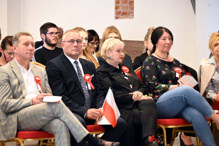 29.04.2024-Festiwal Pieśni Patriotycznej "Nasza Biało - Czerwona" — zdjęcie 9