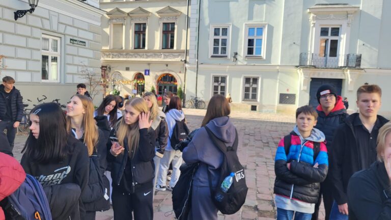21-25.10.2024-PROJEKT Z KLASĄ - WYCIECZKA KL. 2 F DO KRAKOWA — zdjęcie 2